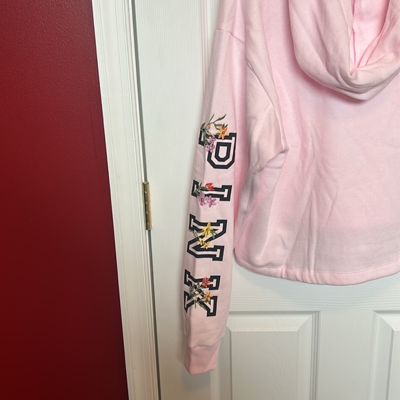 Women’s Victoria Secret “Pink” Crop Sweatshirt Brand New with tags - Picture 3 of 6